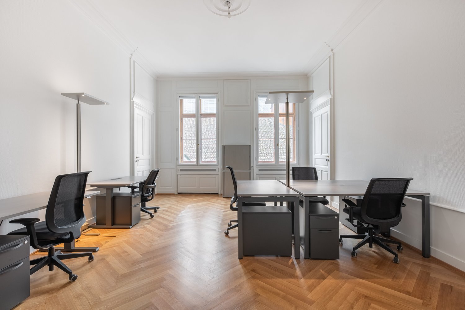 30m² office