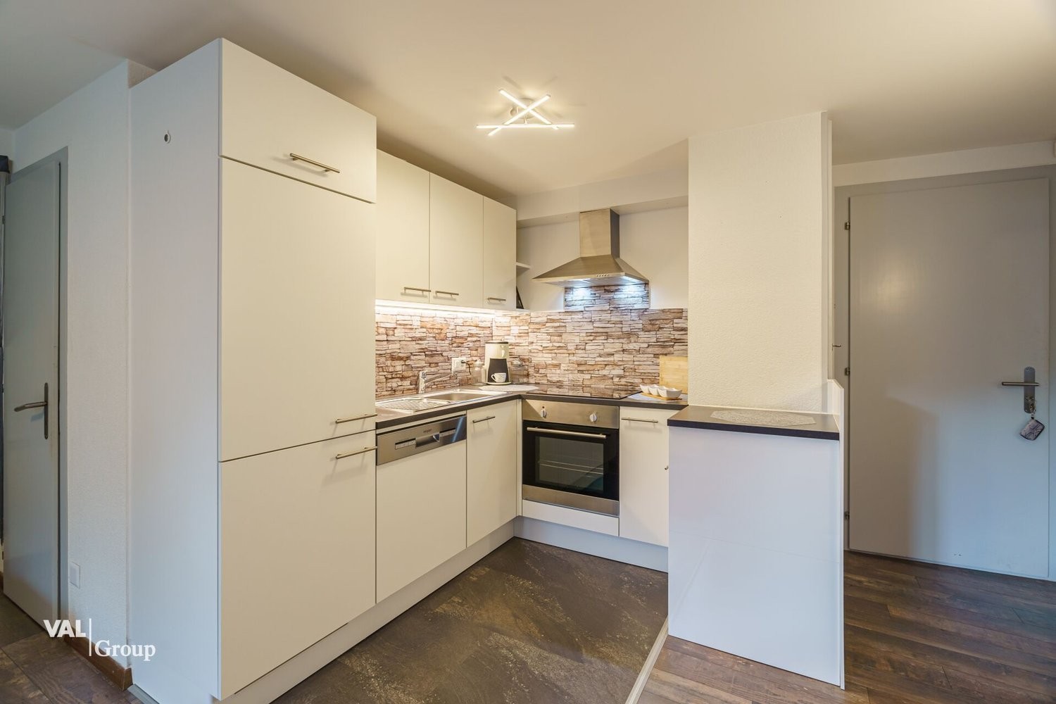 2 ½ rooms furnished flat
