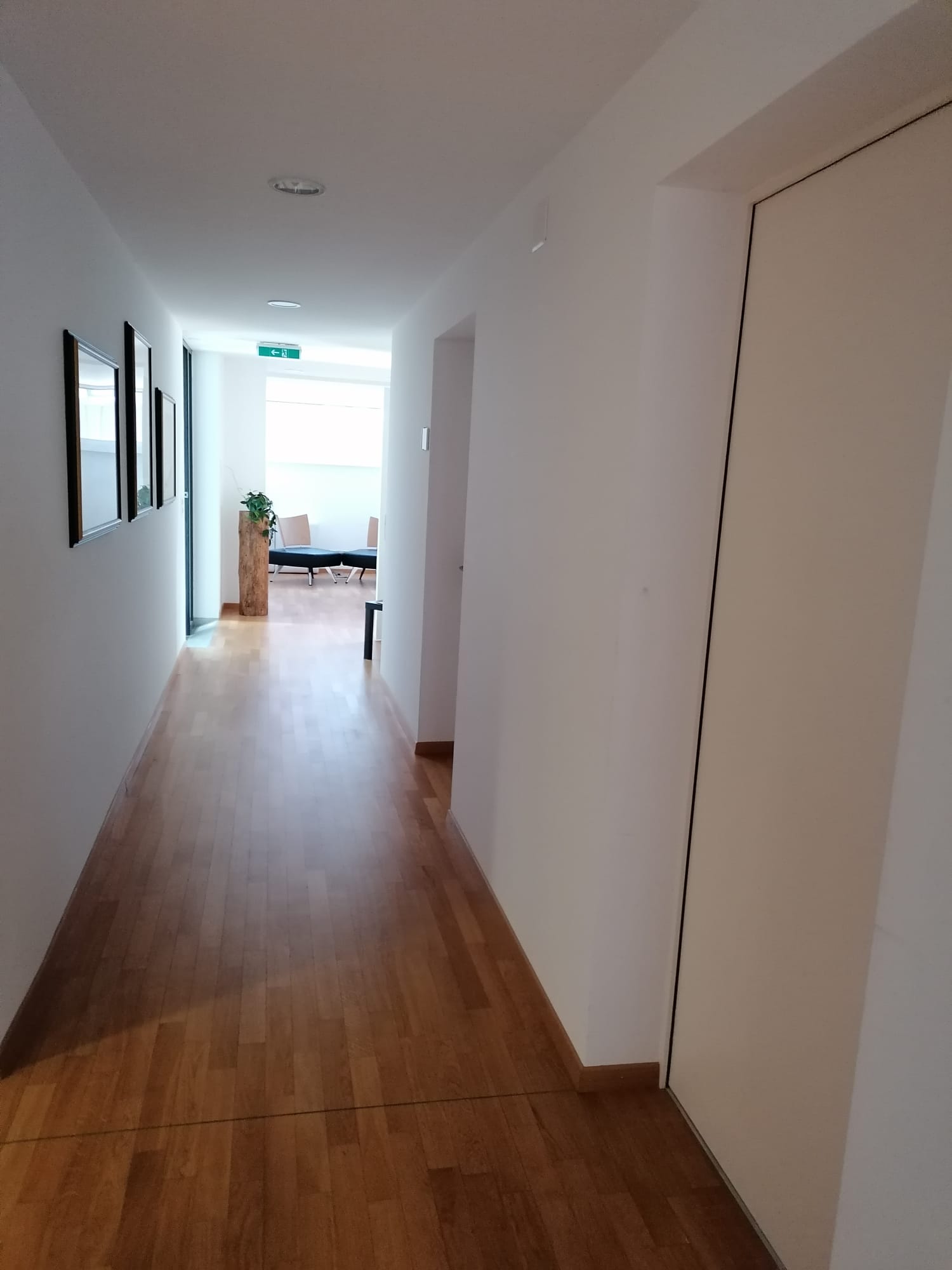 Office, Foto 4 von 6