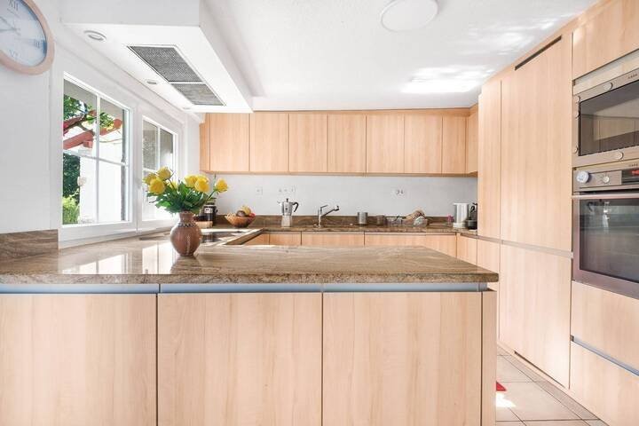 14 ½ rooms multi family house, photo 6 of 9