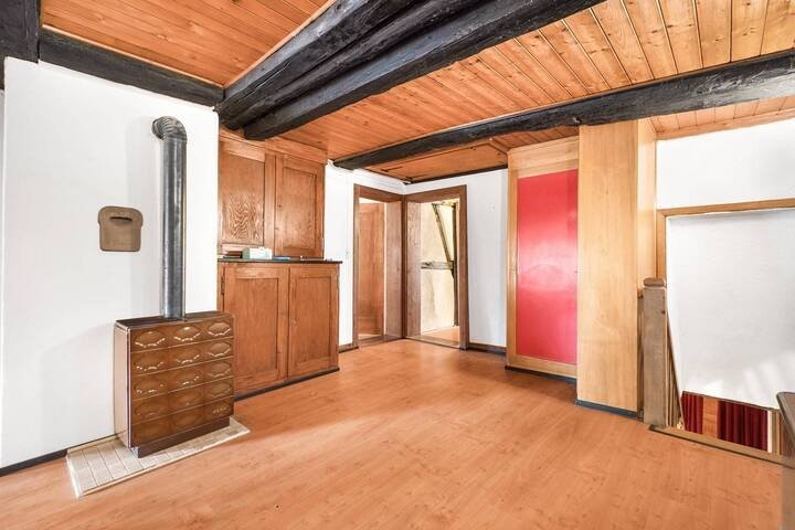 14 ½ rooms multi family house, photo 8 of 9
