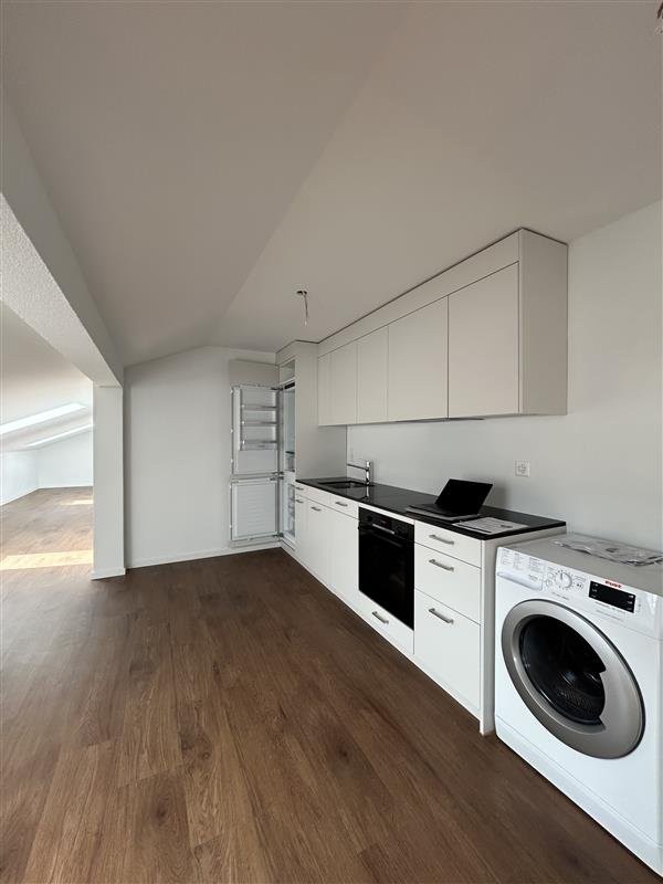 1 room loft, Foto 2 von 8