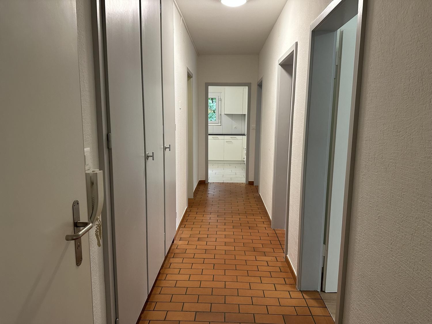 4 rooms apartment, Foto 8 von 10