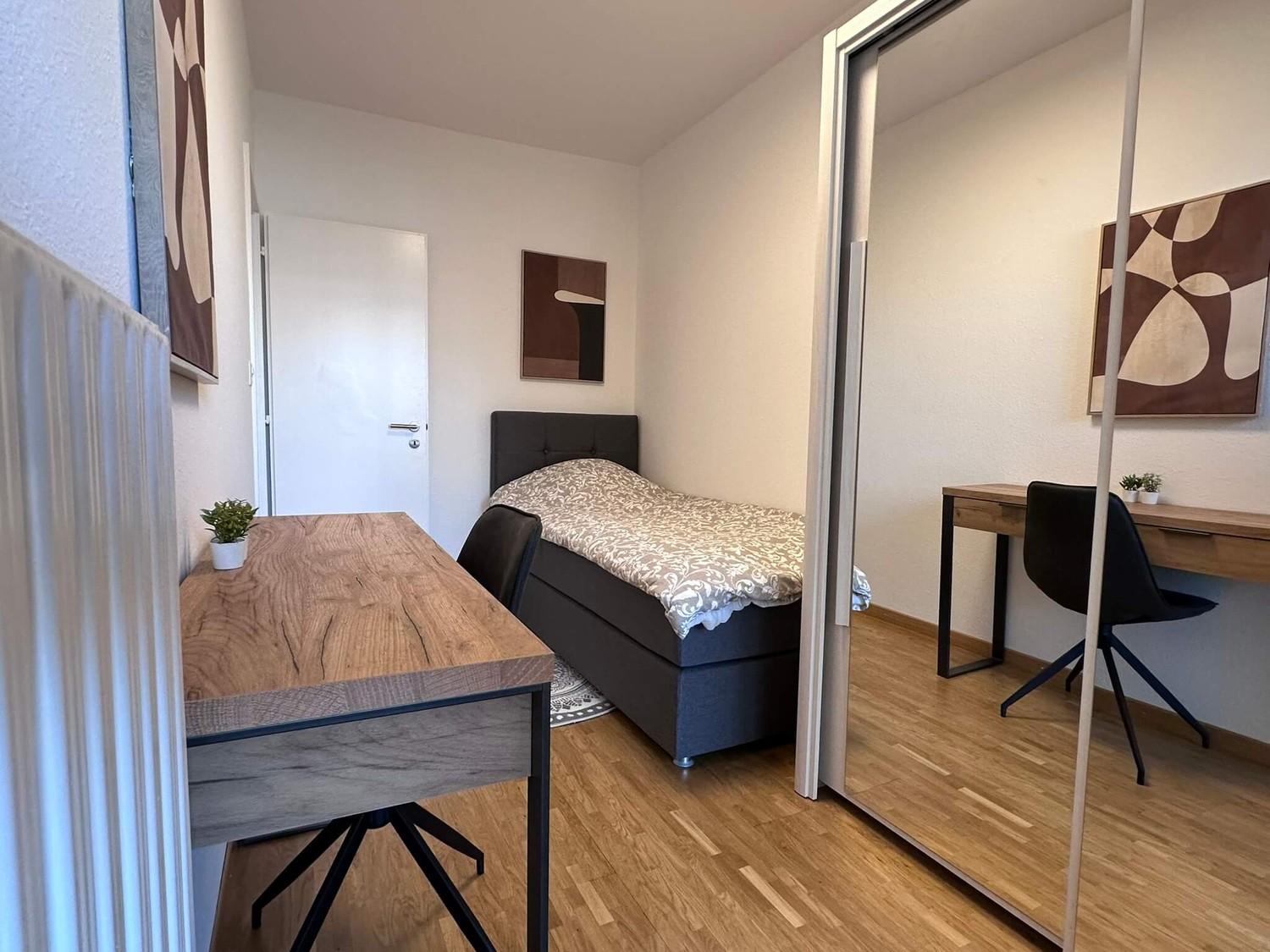 Zimmer in einer Wohngemeinschaft, Foto 1 von 10