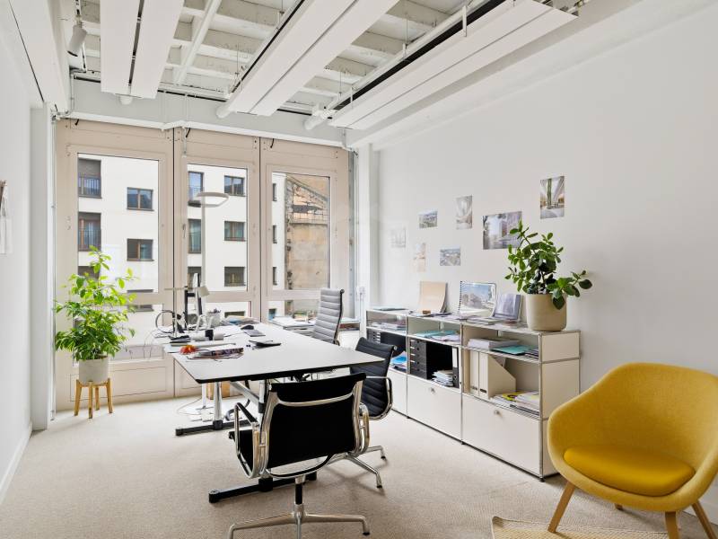 466m² Büro, Foto 6 von 10