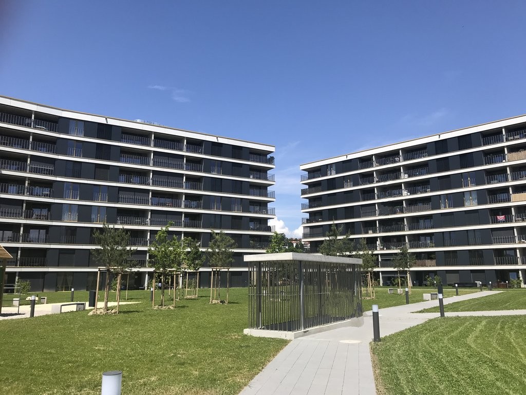 2m² covered bike parking, Foto 1 von 2
