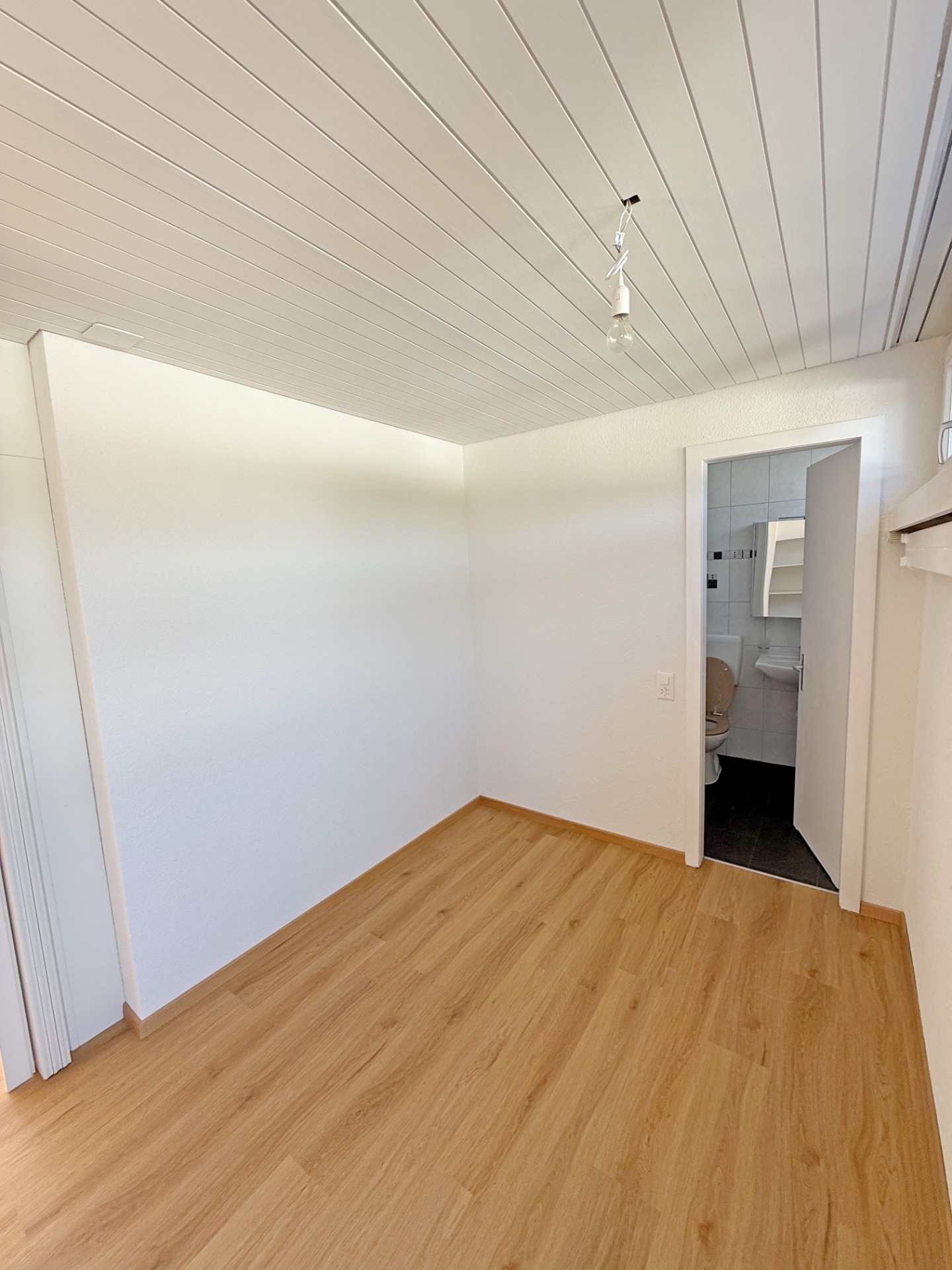 2 ½ rooms attic flat, Foto 8 von 9