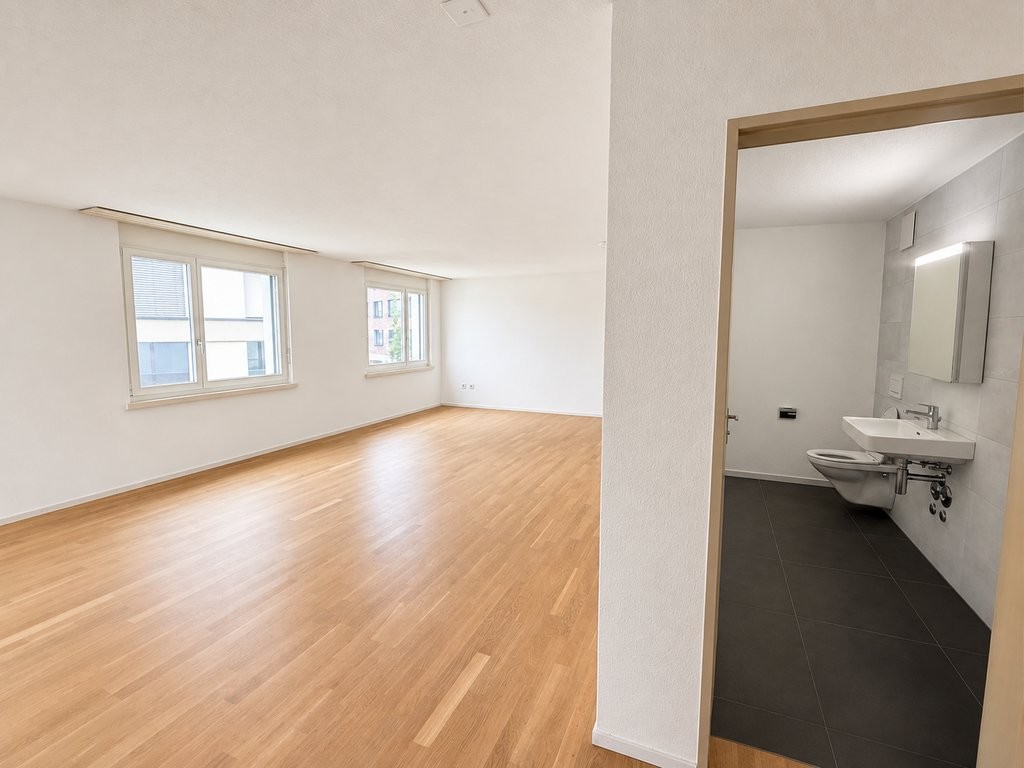 65m² office