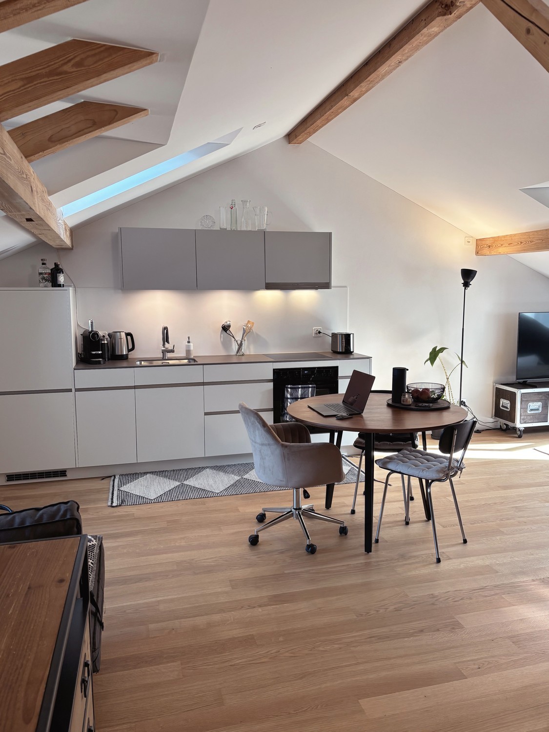 1 room apartment, Foto 4 von 7