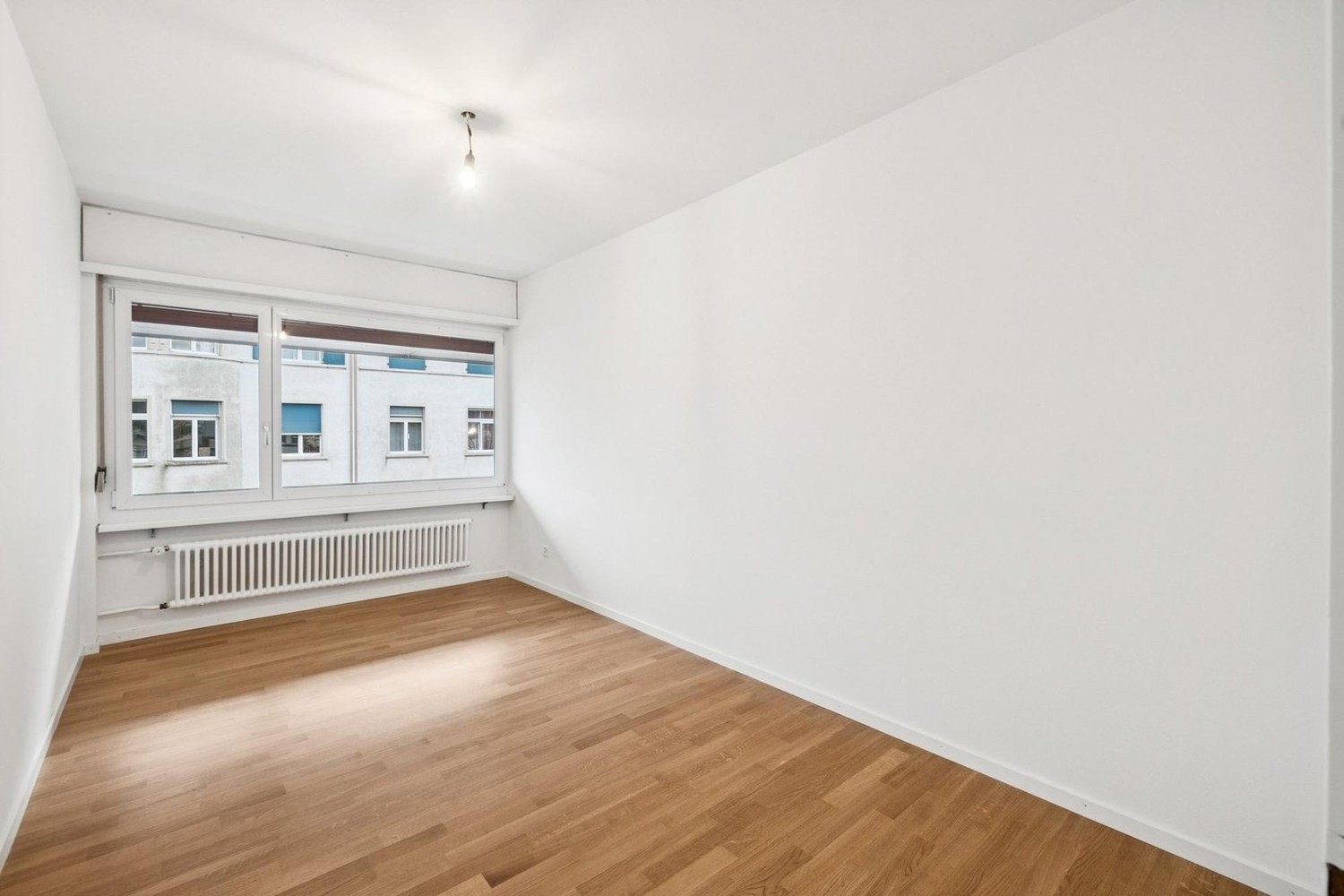 Chambre dans un appartement partagé
