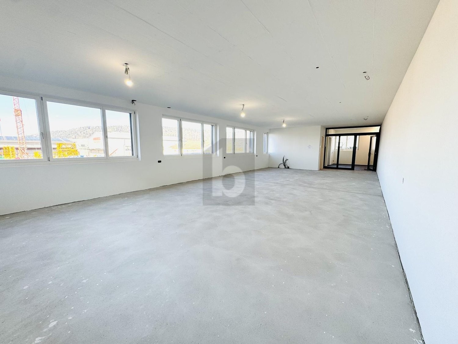 58m² office