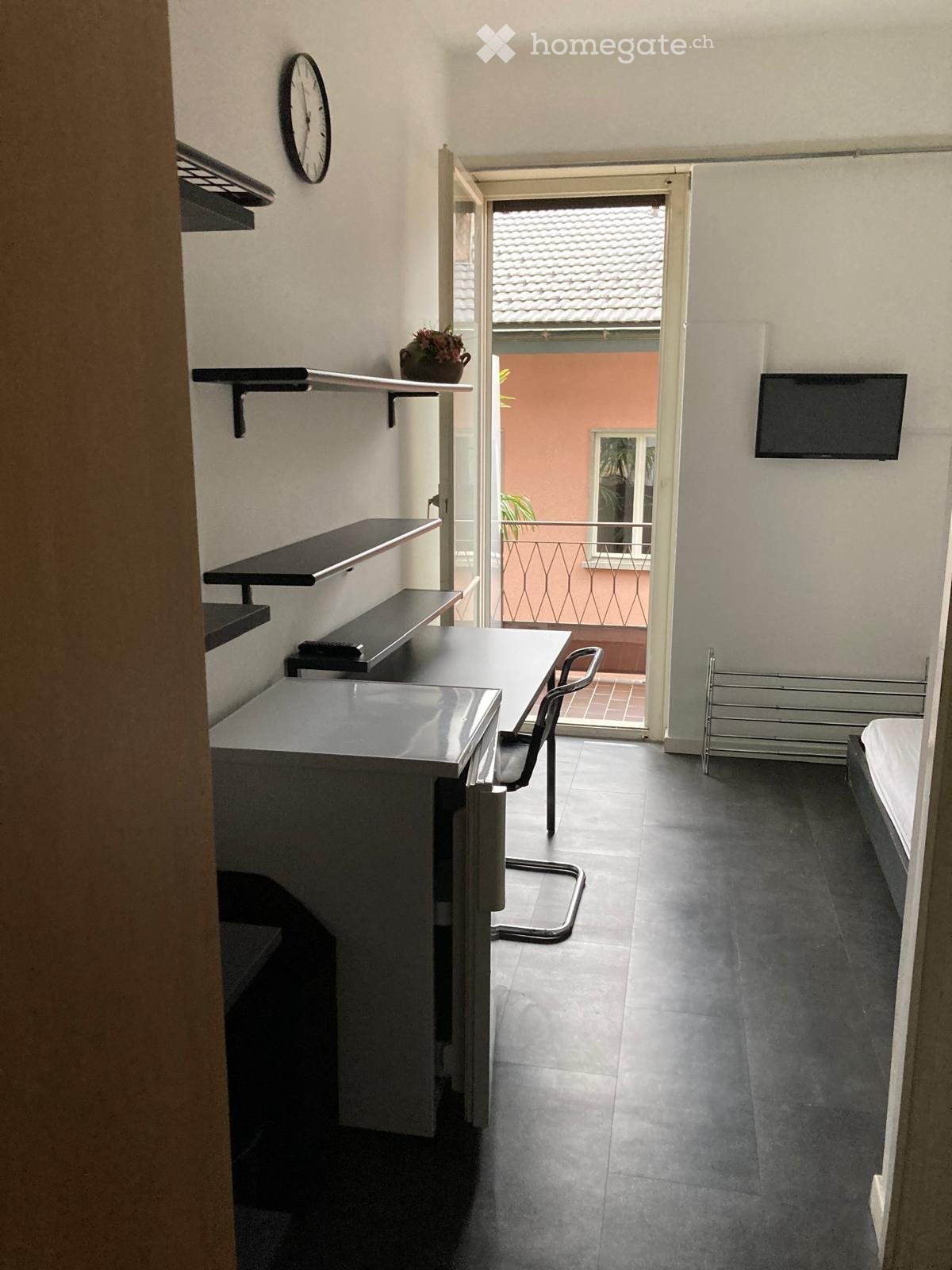 1 room single room