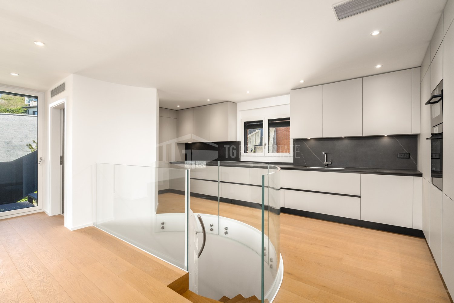 5 ½ Zimmer Villa