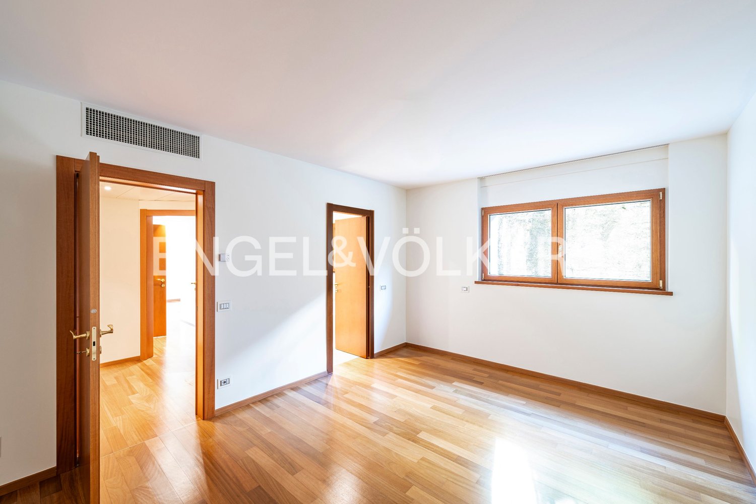 5 ½ rooms apartment (10)