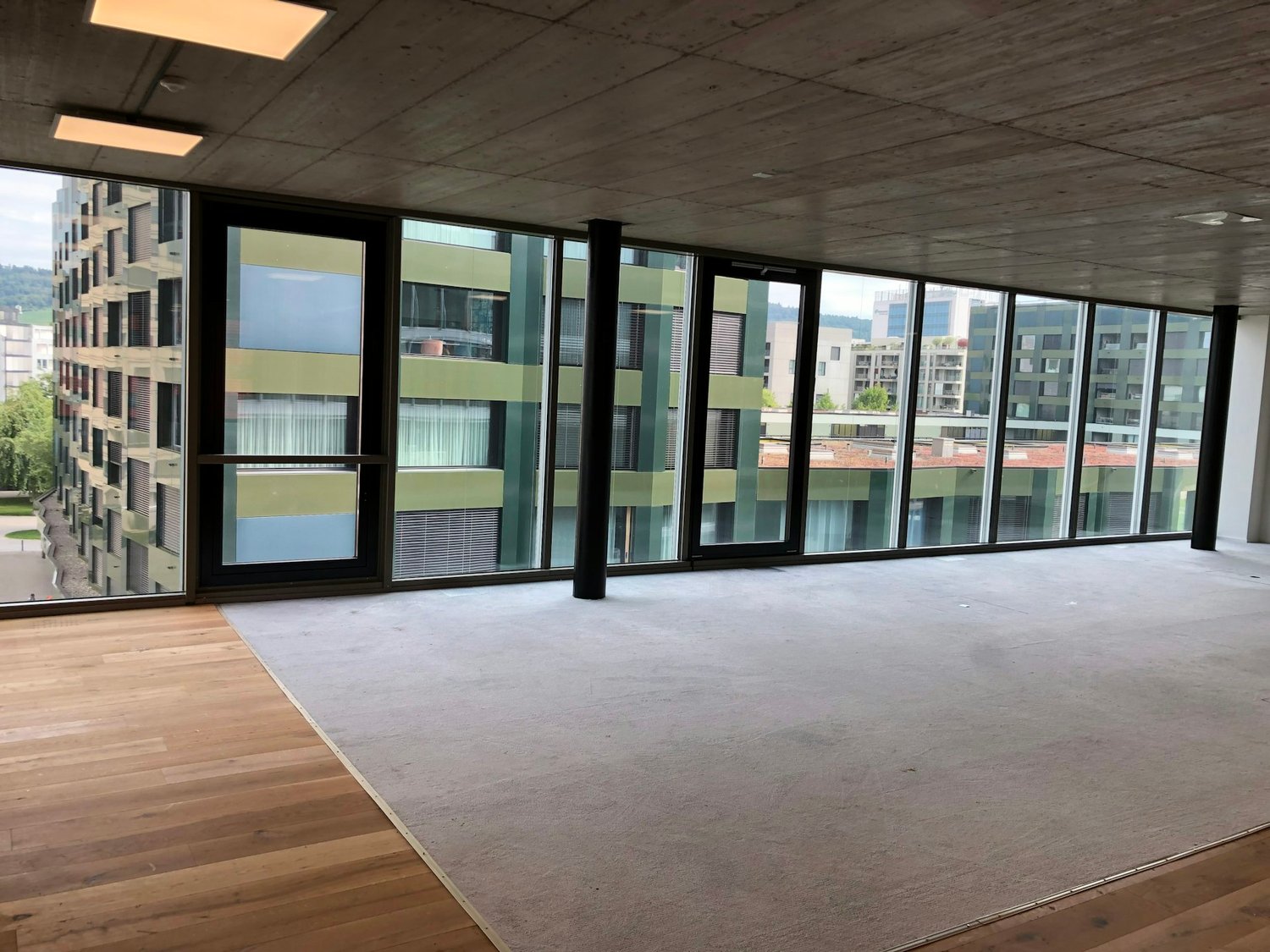 703m² de bureaux