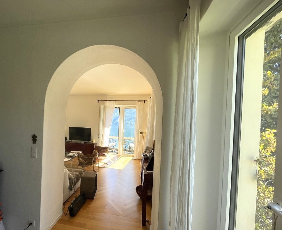 5 rooms apartment
