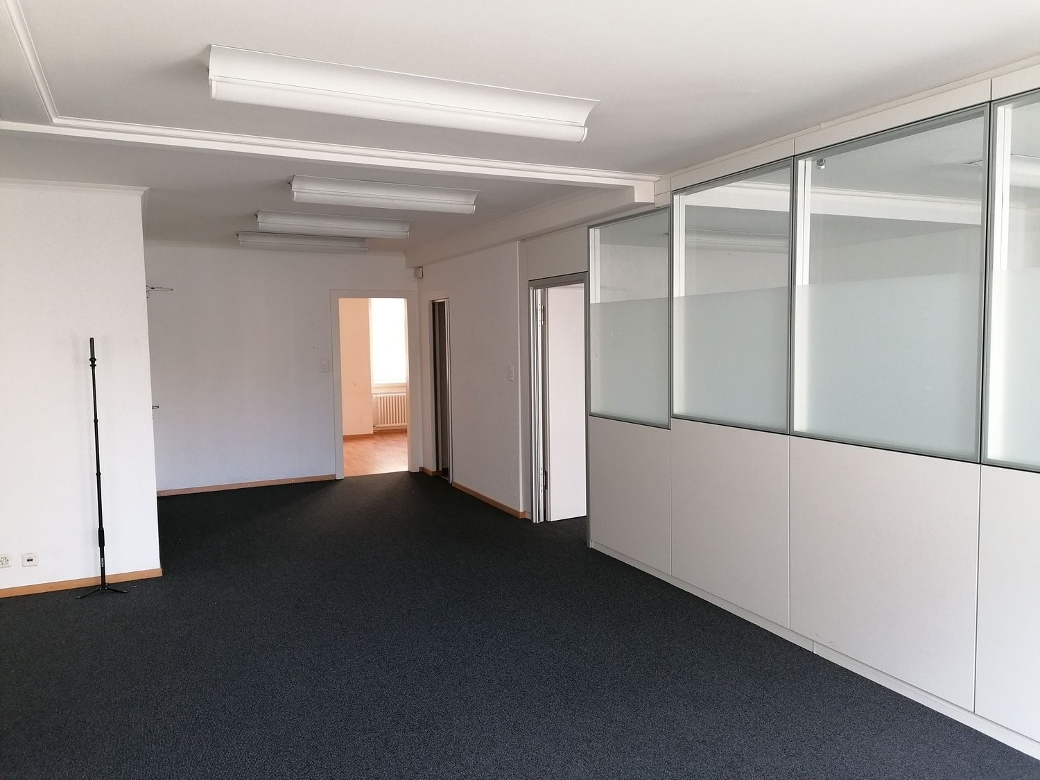 110m² ufficio, foto 2 di 6