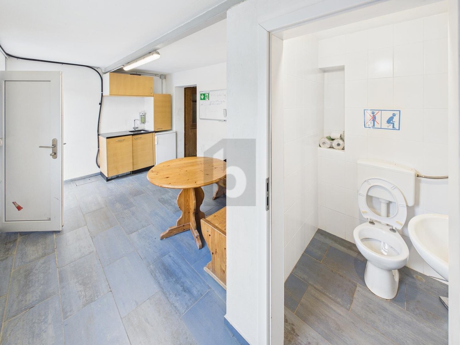 340m² atelier