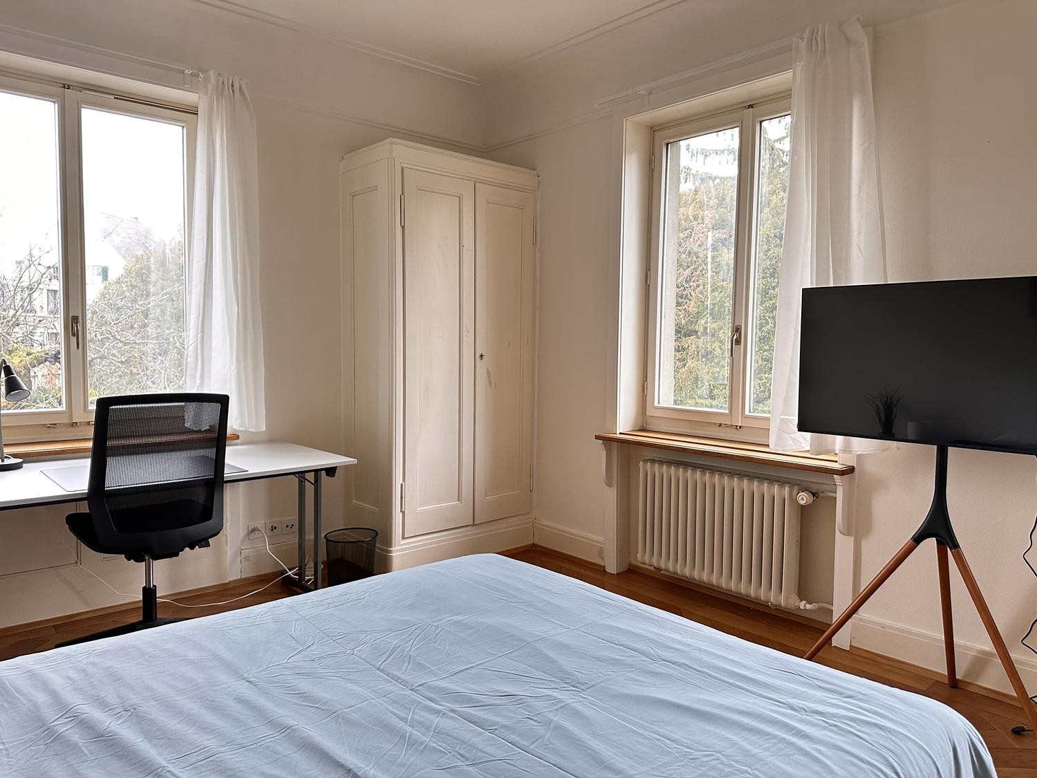 Chambre dans un appartement partagé
