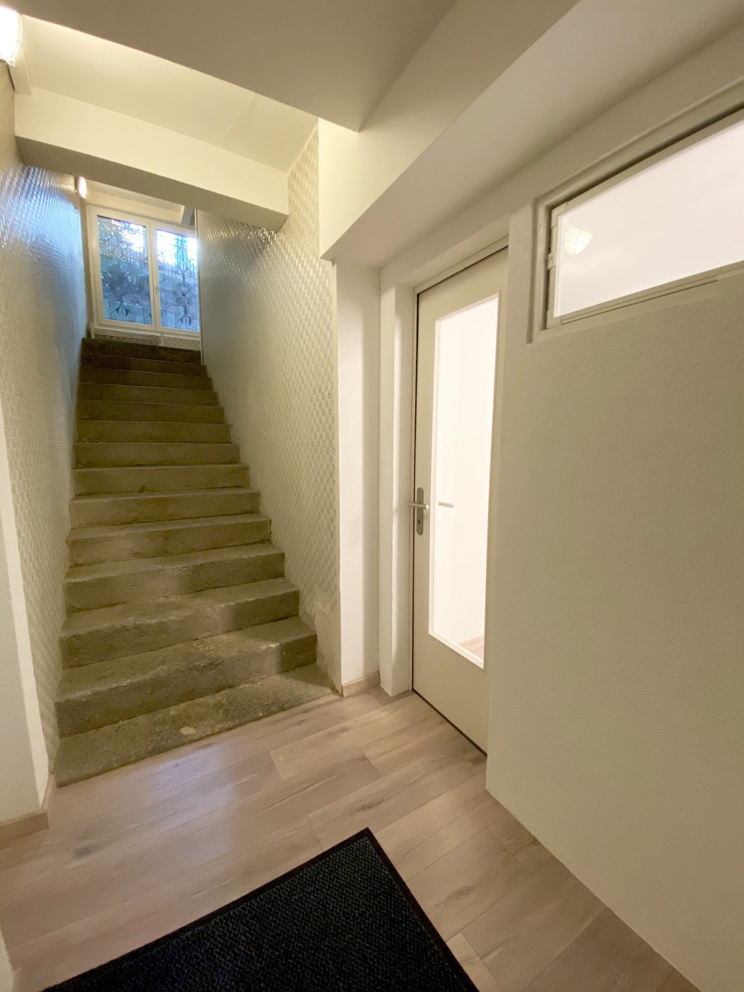 2 rooms furnished flat