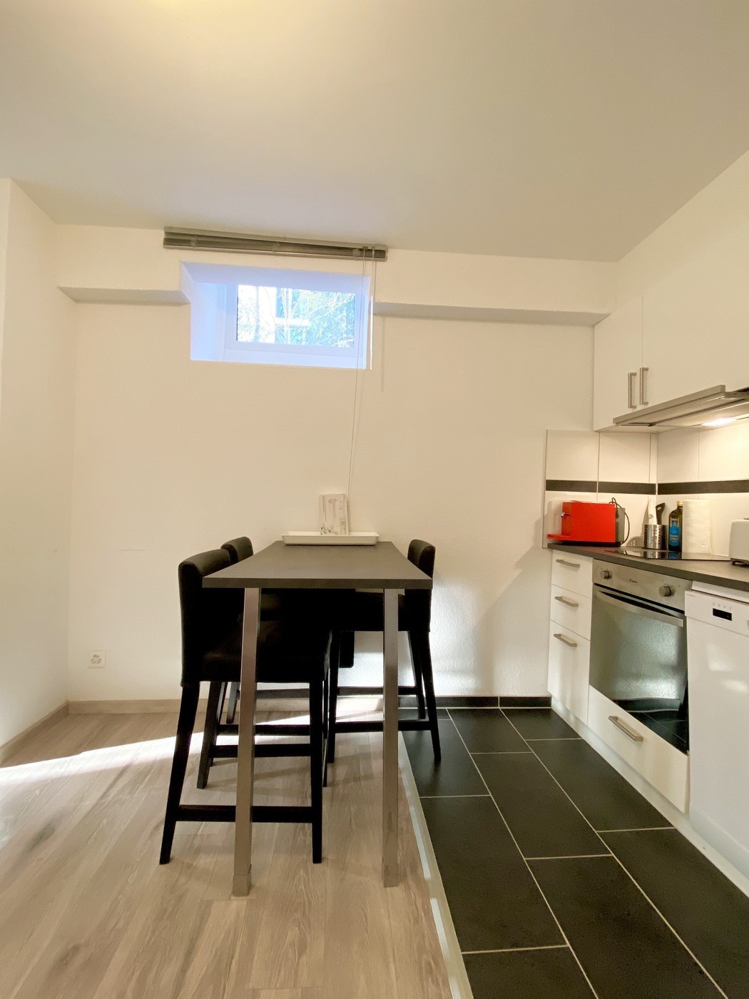 2 rooms furnished flat