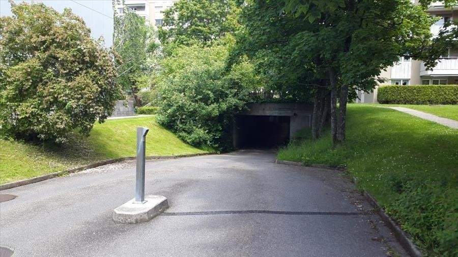 Parcheggio per biciclette coperto, foto 2 di 2