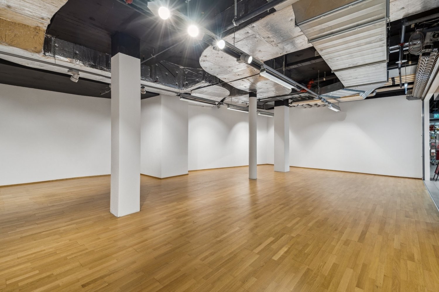 Magasin de 99m²