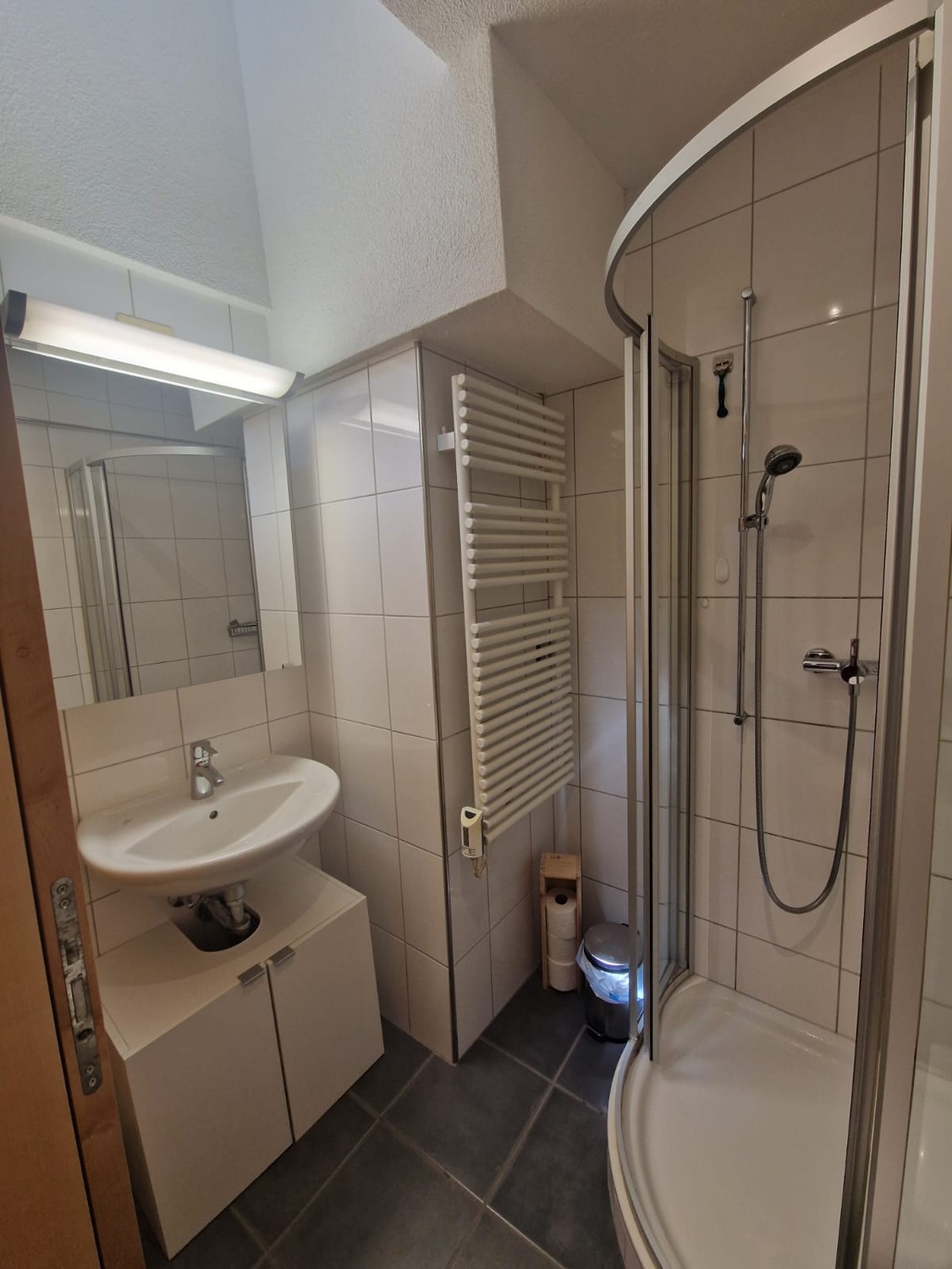Chambre dans un appartement partagé