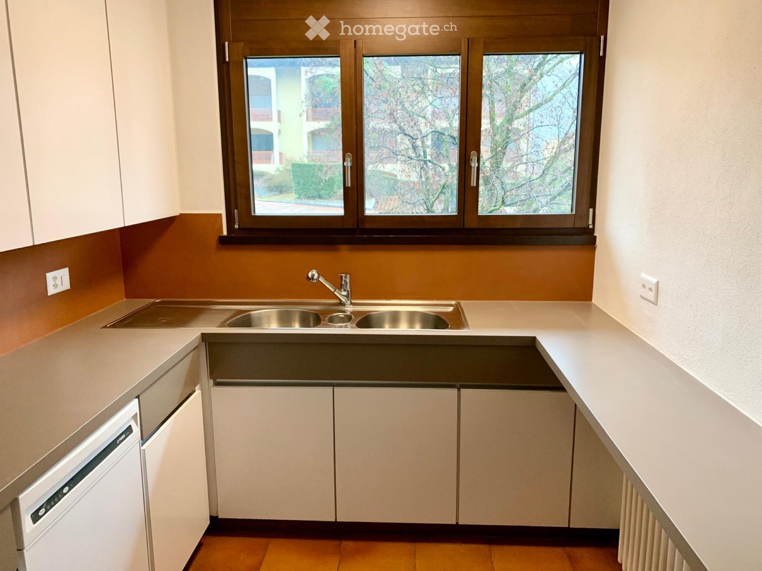 6 rooms apartment