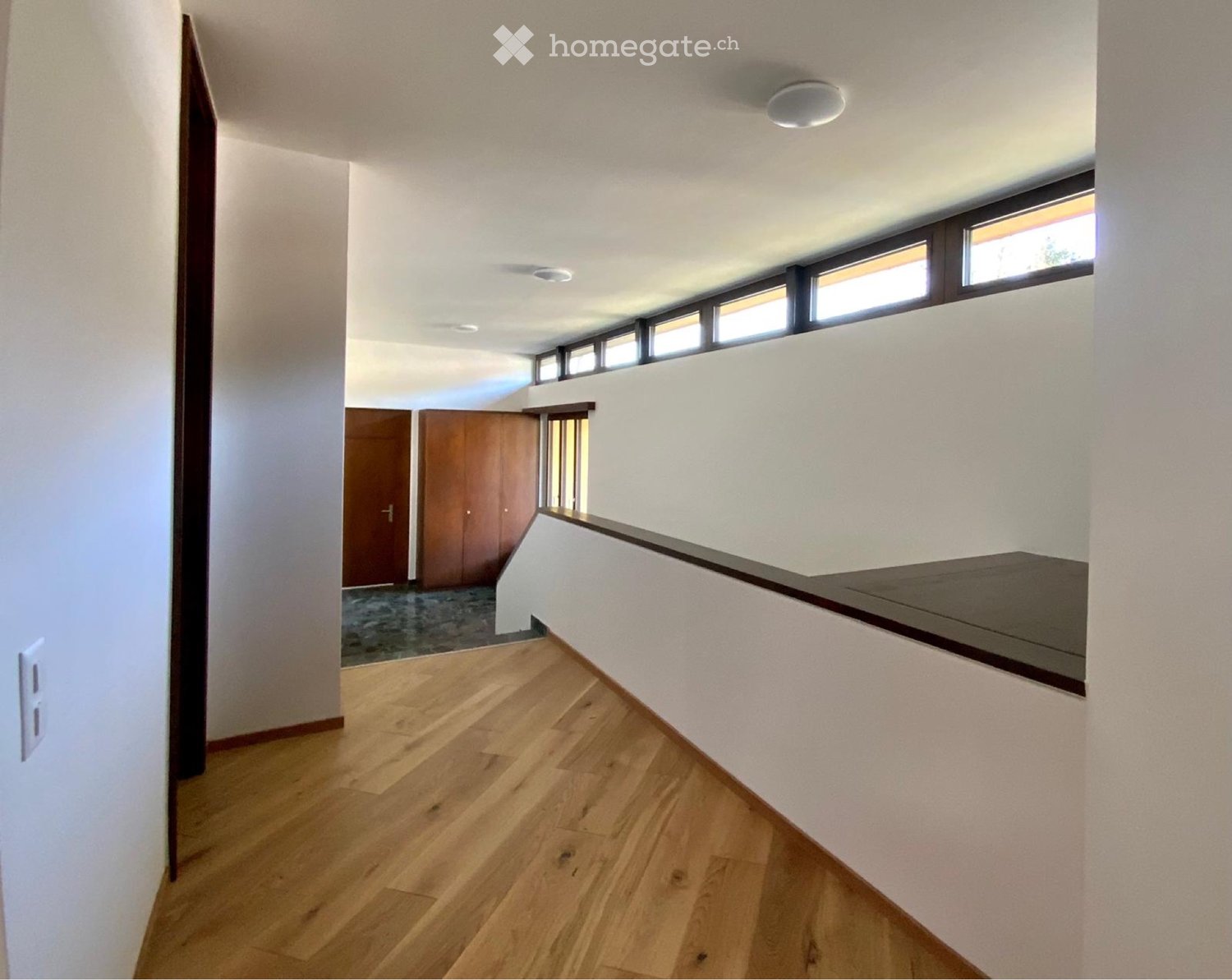 6 rooms apartment