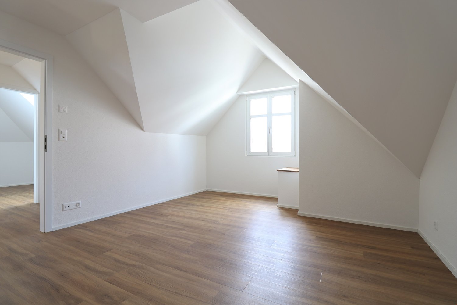 3 ½ rooms roof flat, Foto 1 von 10