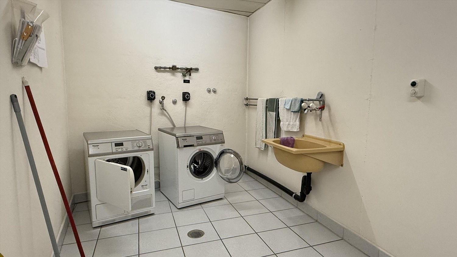 2 ½ rooms apartment (6)