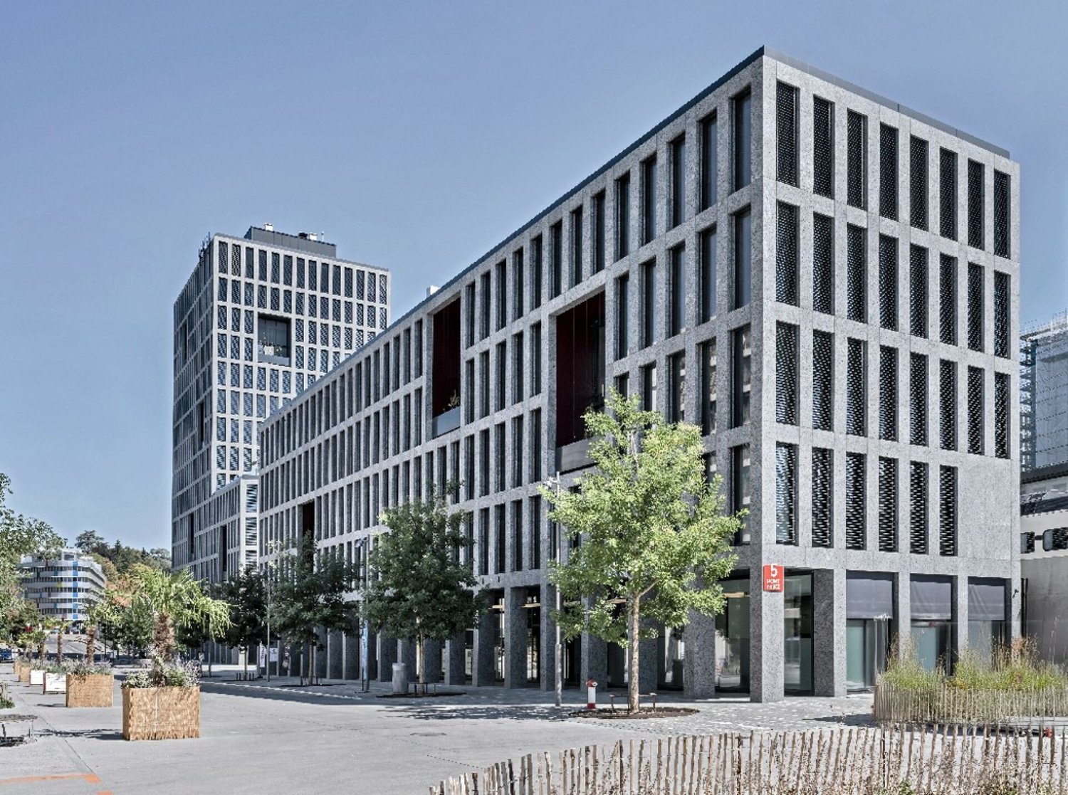 345m² commercial, Foto 1 von 5