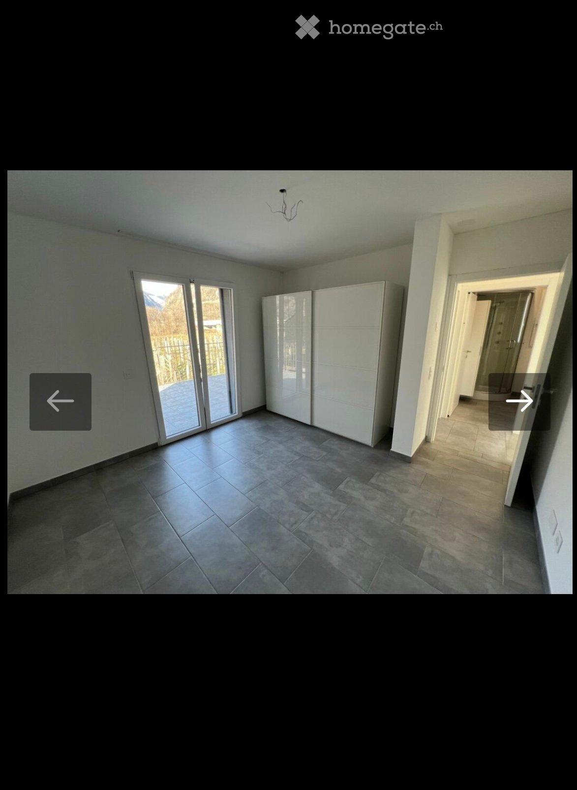 3 ½ Zimmer Wohnung

Zu vermieten nach Vereinbarung eine 3.5-Zimmer-Wohnung von ca. 80m2 mit folgender Aufteilung:
Eigener Eingang über Treppe
Küche und Wohnzimmer als Open Space mit Insel
Ein Badezimmer mit Dusche
Ein Schlafzimmer
Ein kleines Zimmer/Büro
2 grosse Balkone, einer im Wohnzimmer und ein