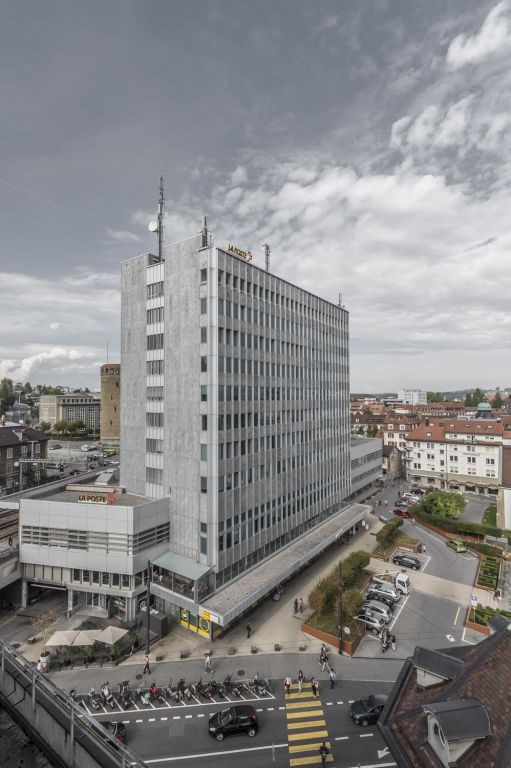 583m² office, foto 1 di 4