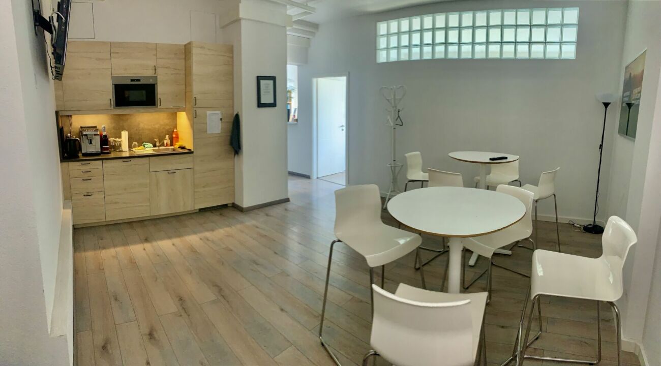520m² office