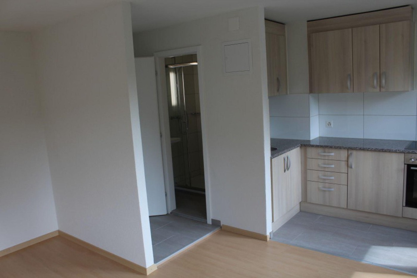1 room apartment, Foto 4 von 6