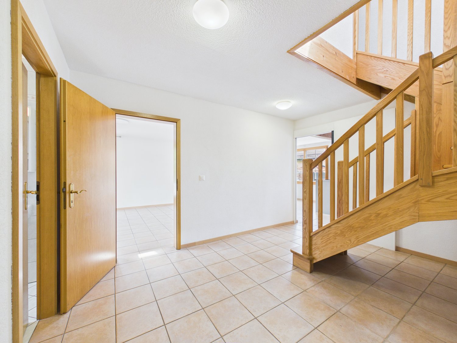 5 rooms single house
