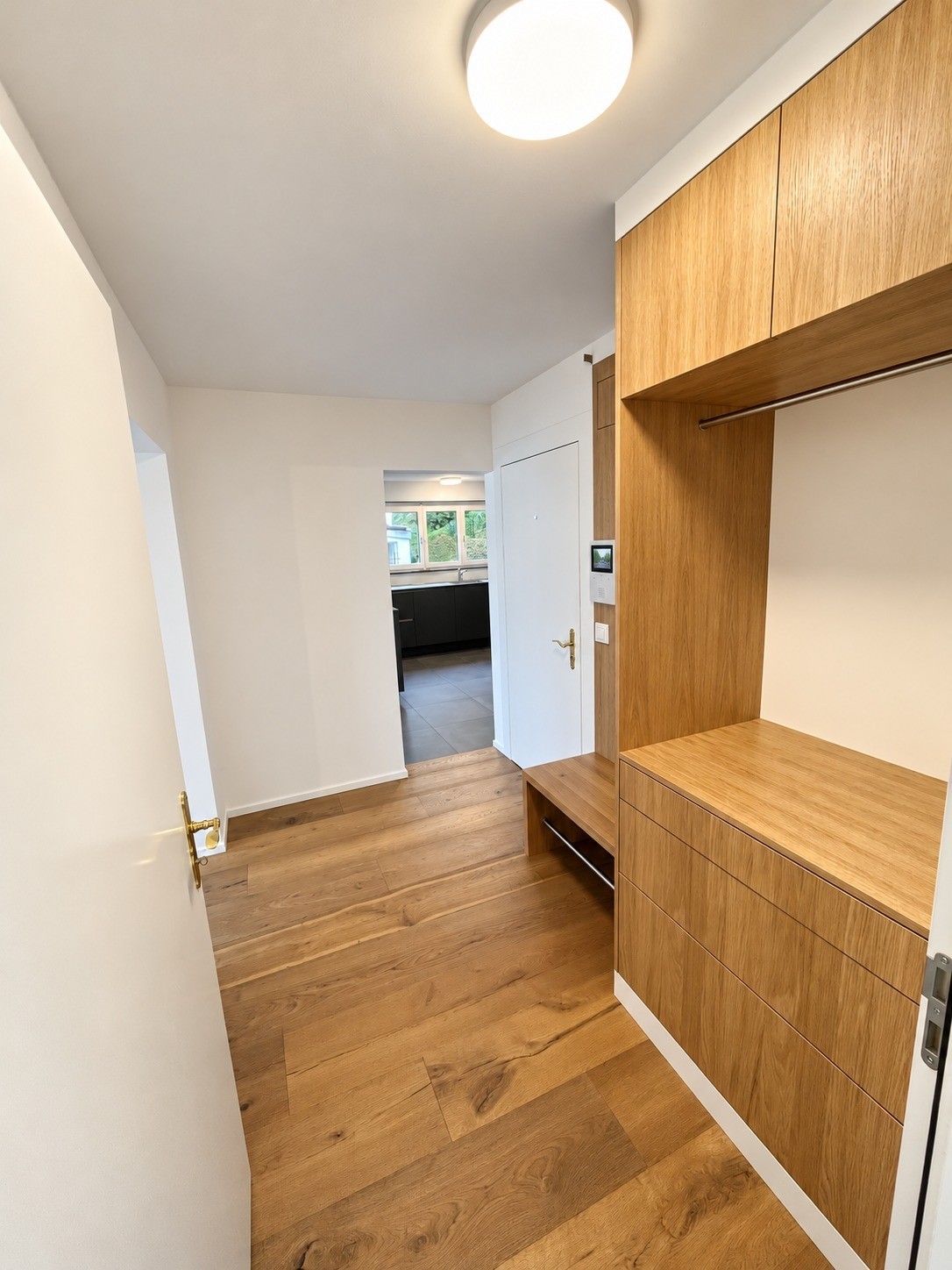 3 rooms roof flat