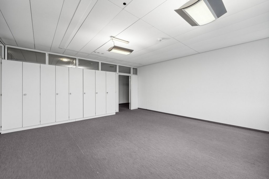 581m² commercial
