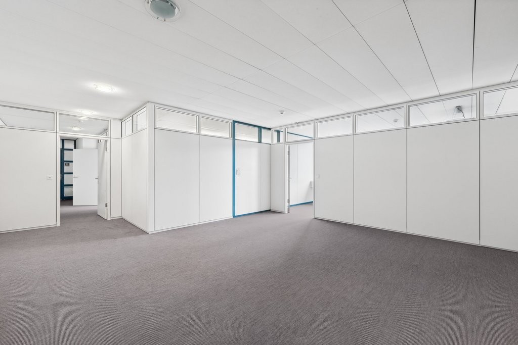 581m² commercial