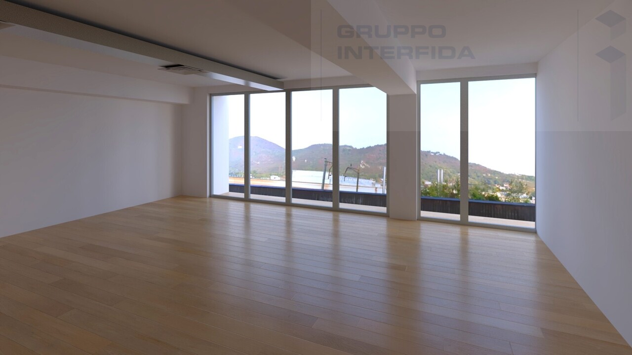 140m² office