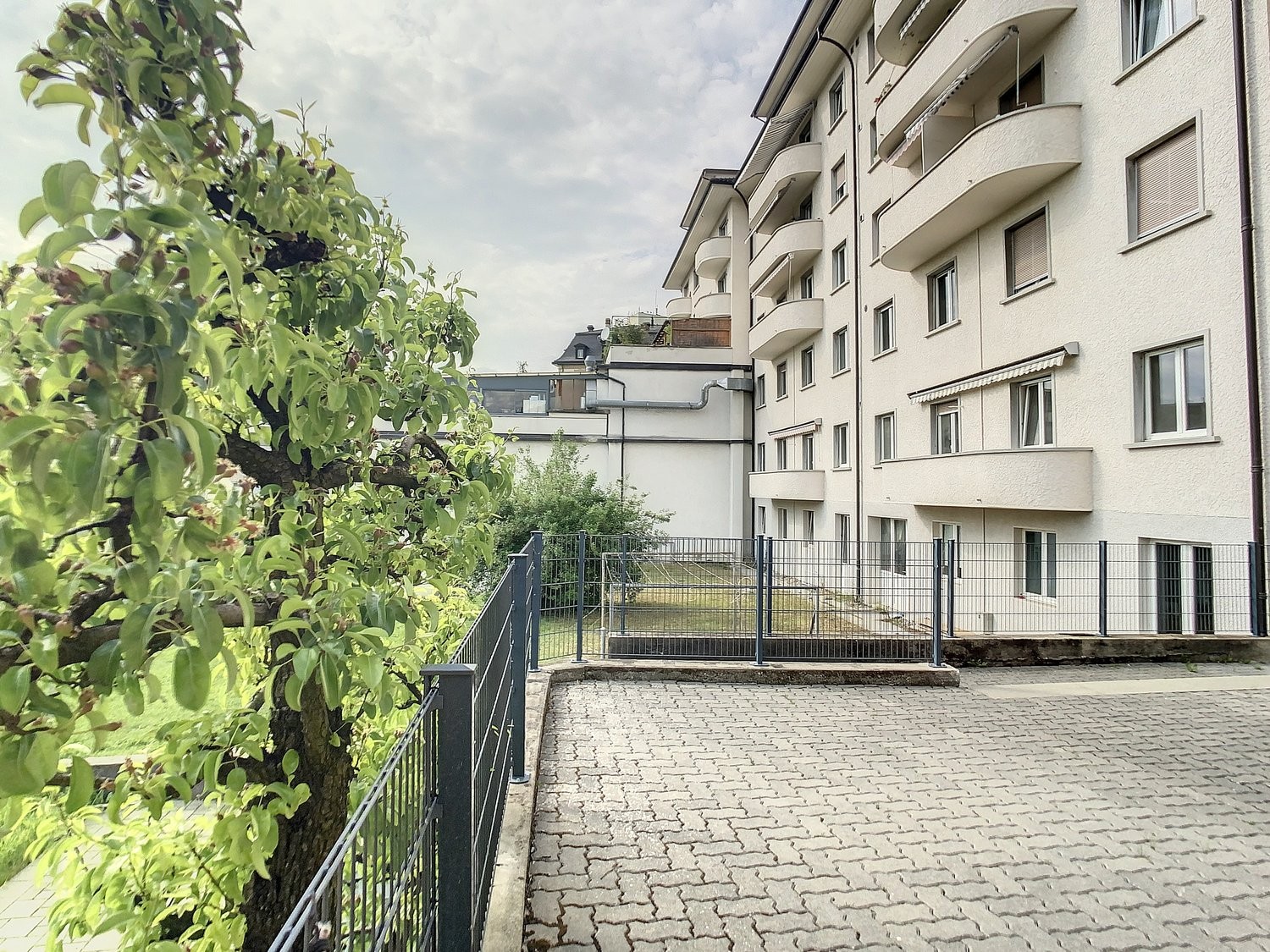 110m² shop, Foto 5 von 6