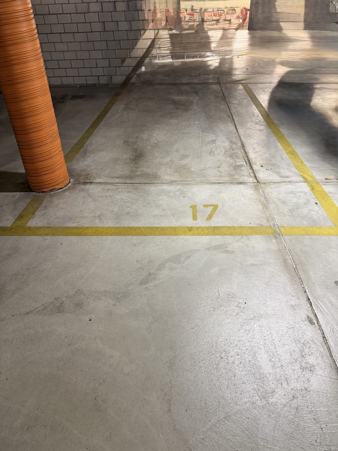 Underground slot