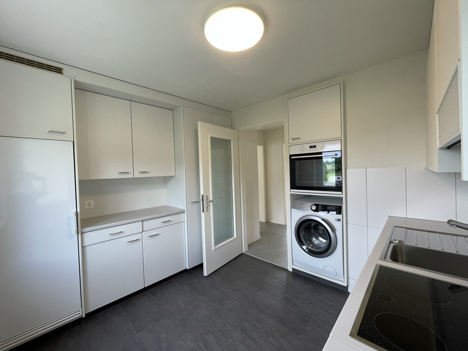 4 rooms apartment, Foto 4 von 10