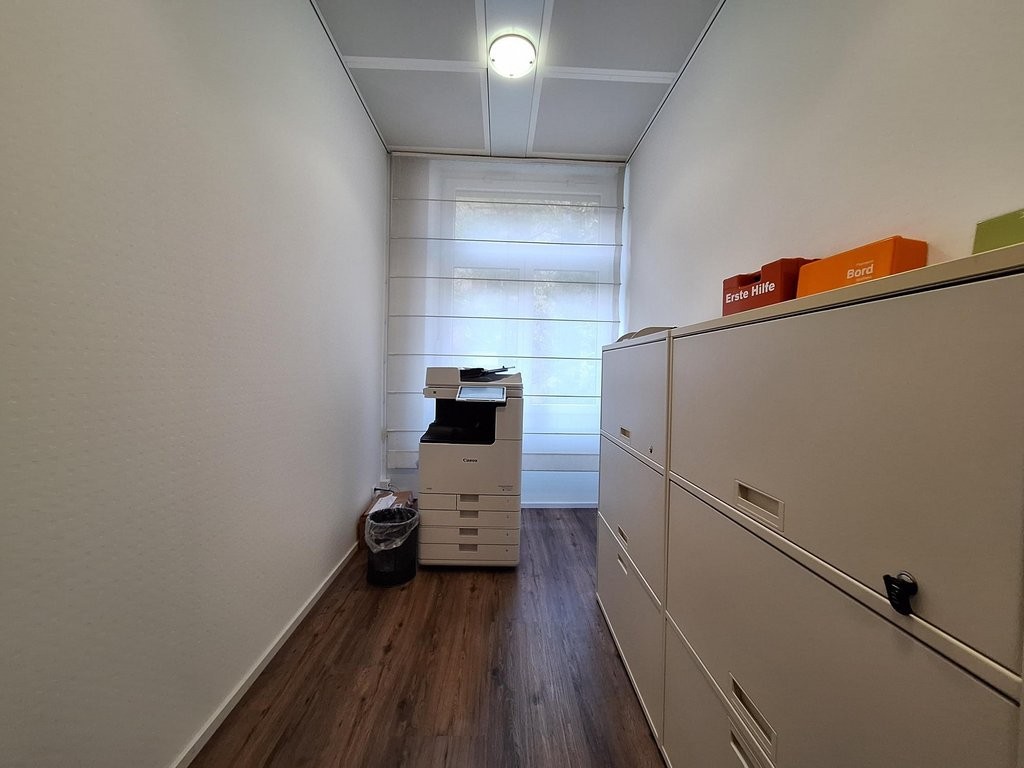 195m² office, photo 7 of 9