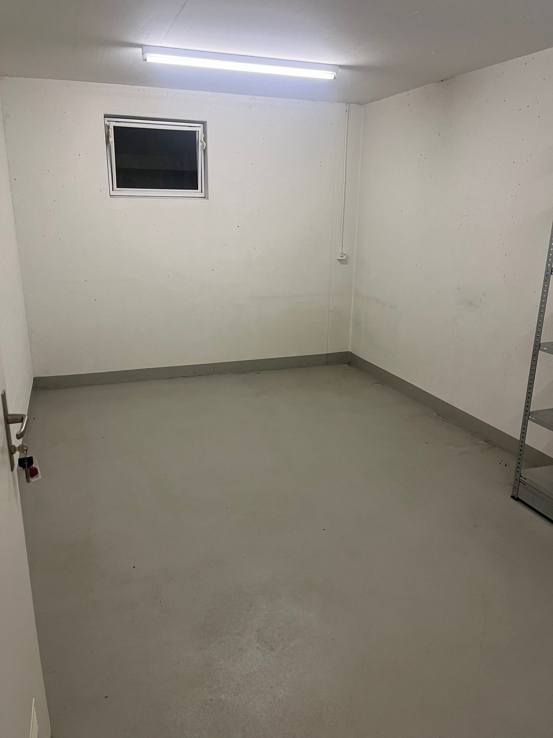 15m² office