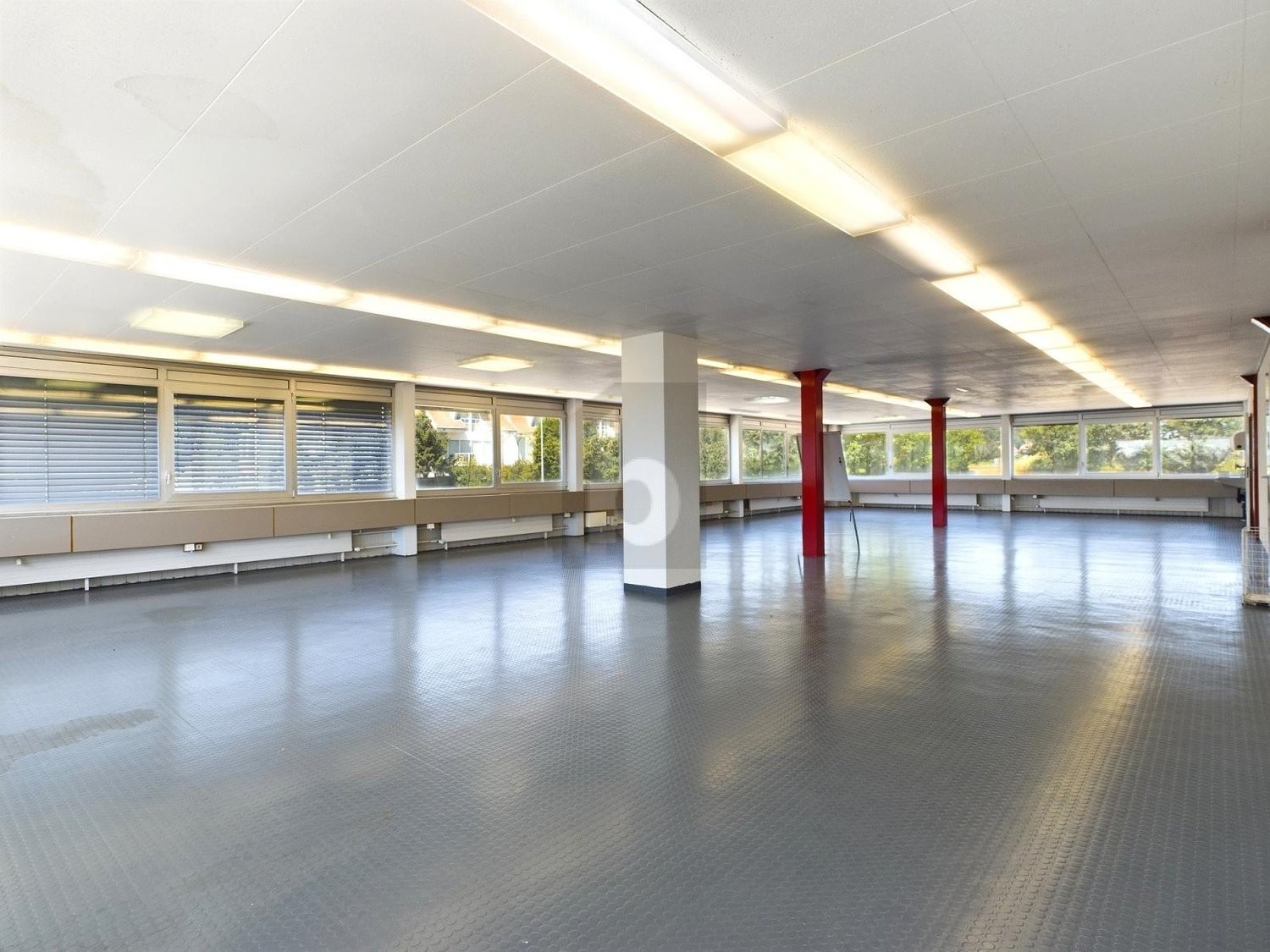 256m² office, Foto 1 von 4