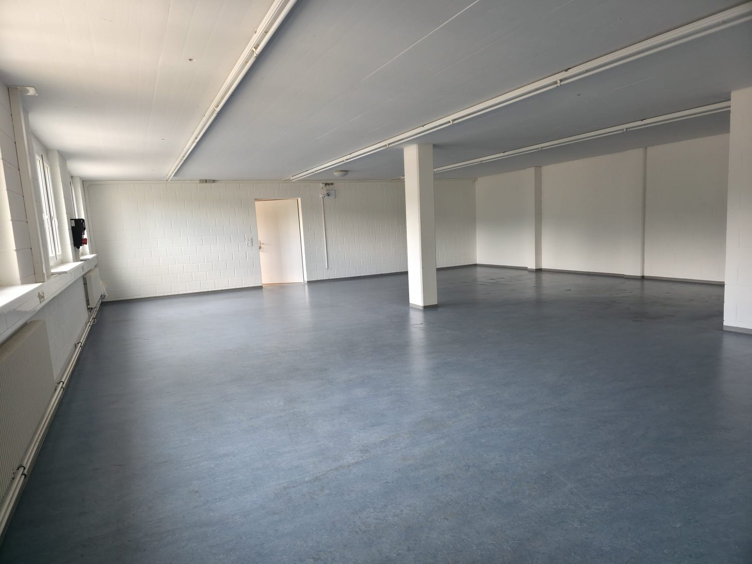 198m² commerciale, foto 4 di 6
