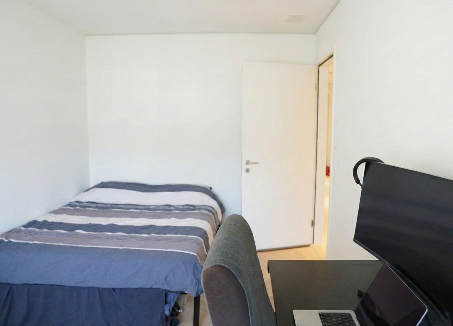 Room in a shared flat, Foto 8 von 8
